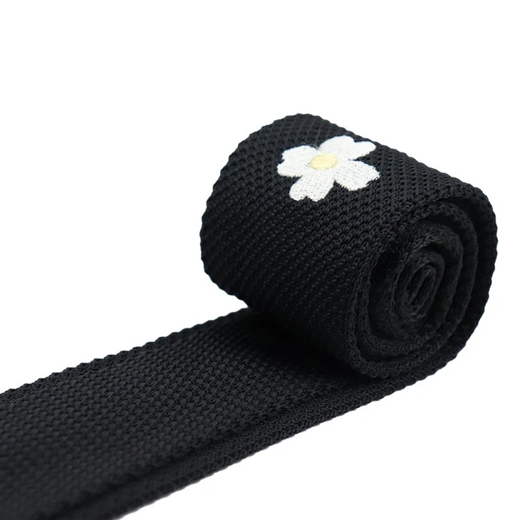 Textured Knit Tie